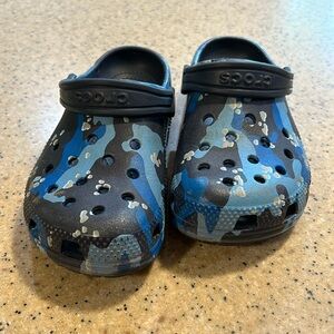 Light use kids size 13 blue camo crocs